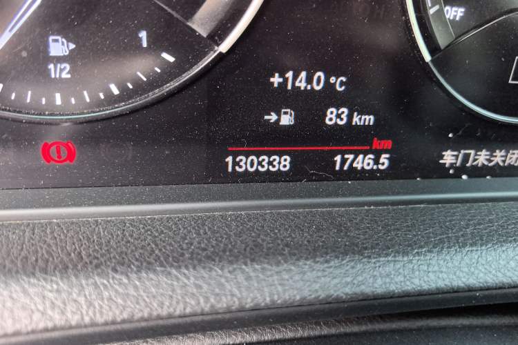 Used BMW 2 Series 2018 225i M Sport Odometer Close Up