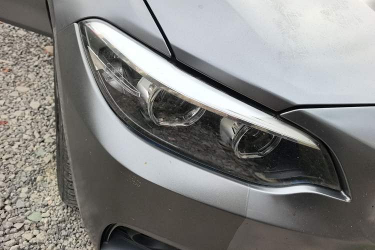 Used BMW 2 Series 2018 225i M Sport Right Front Headlight