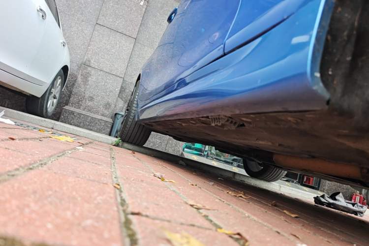 Used BMW 2 Series 2018 225i M Sport Right Side Sill