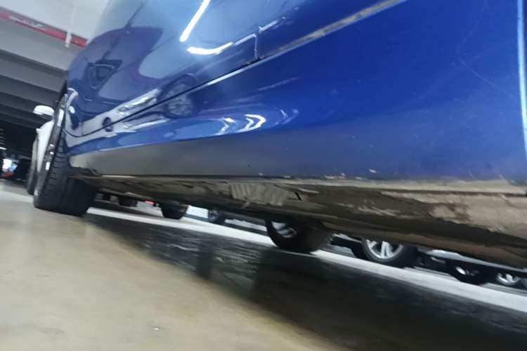 Used BMW 2 Series 2018 225i Convertible Coupe M Sport Edition Right Side Sill
