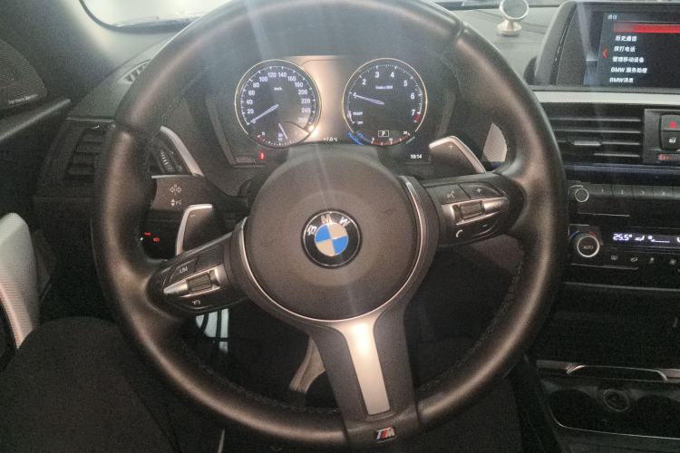 Used BMW 2 Series 2018 225i Convertible Coupe Luxury Model M Sport Package Steering Wheel