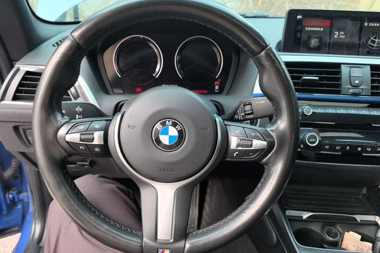 Used BMW 2 Series 2018 225i M Sport Steering Wheel