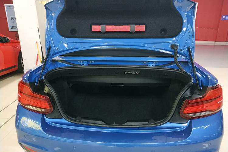 Used BMW 2 Series 2018 225i Convertible Coupe M Sport Edition Trunk