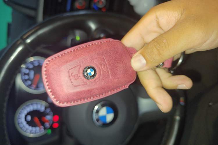 Used BMW 2 Series  Vehicle Key