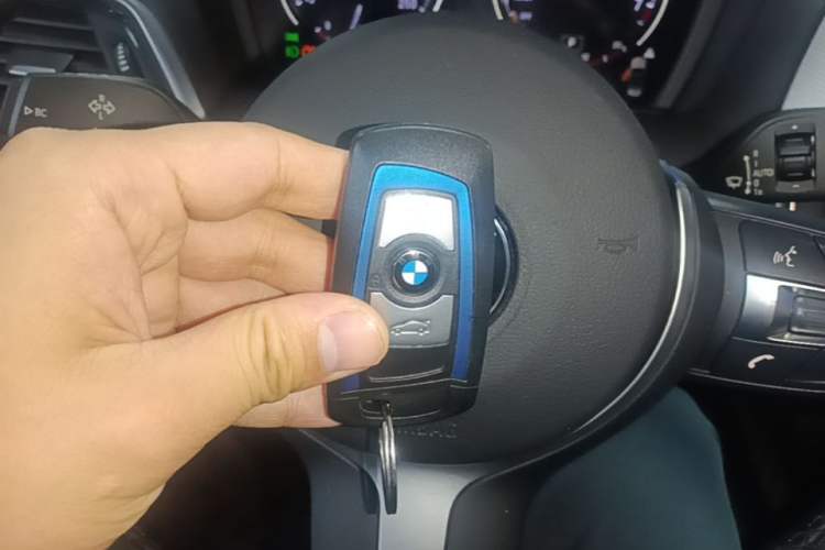 Used BMW 2 Series 2018 225i Convertible Coupe M Sport Edition Vehicle Key