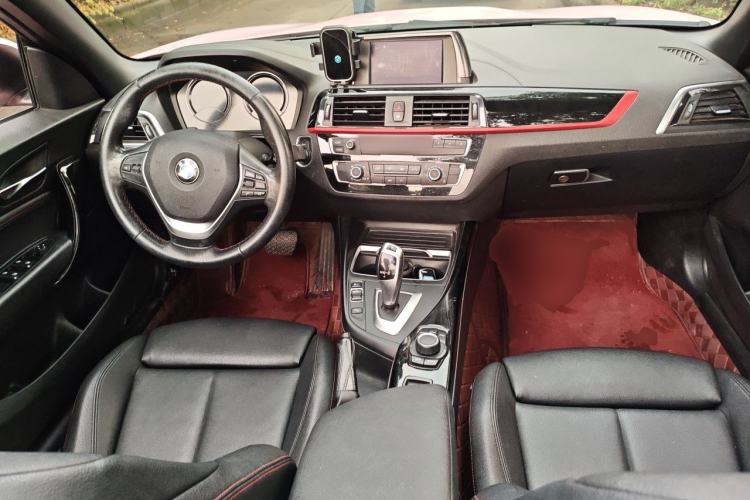 Used BMW 2 Series 2018 220i Convertible Coupe Sports Design Package Center Console