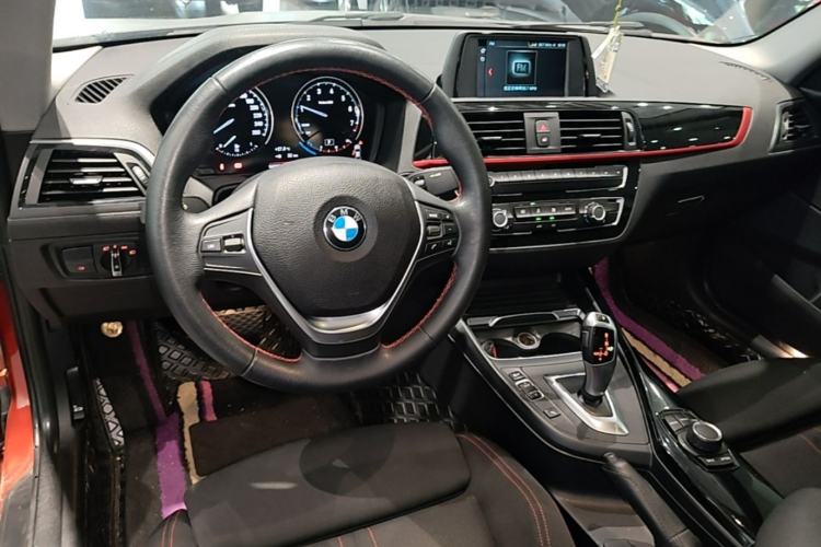 Used BMW 2 Series 2018 220i Sport Design Package Center Console