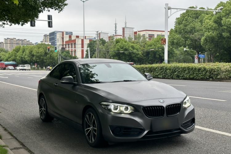 Used BMW 2 Series 2018 220i Sport Design Package Exterior 5