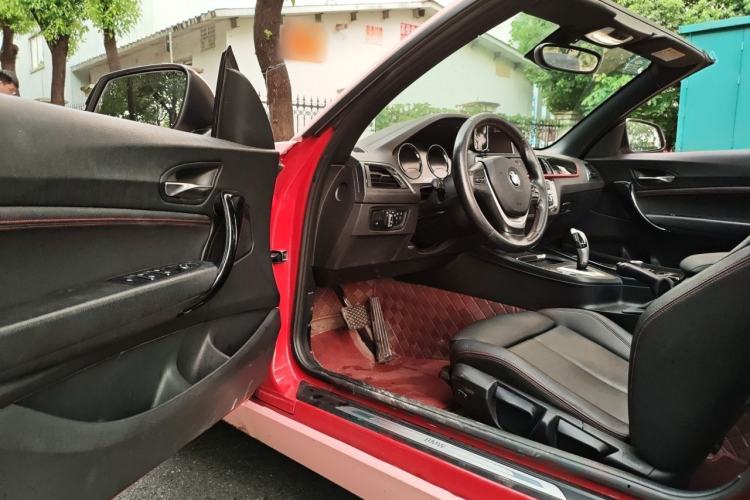 Used BMW 2 Series 2018 220i Convertible Coupe Sports Design Package Driver Seat