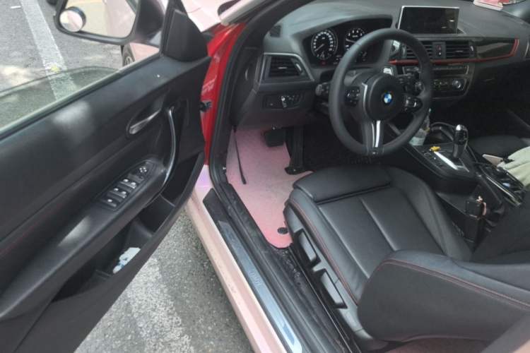Used BMW 2 Series 2018 220i Convertible Coupe Sports Design Package Driver Seat