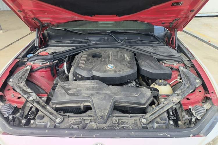 Used BMW 2 Series 2018 220i Convertible Coupe Sports Design Package Engine Bay