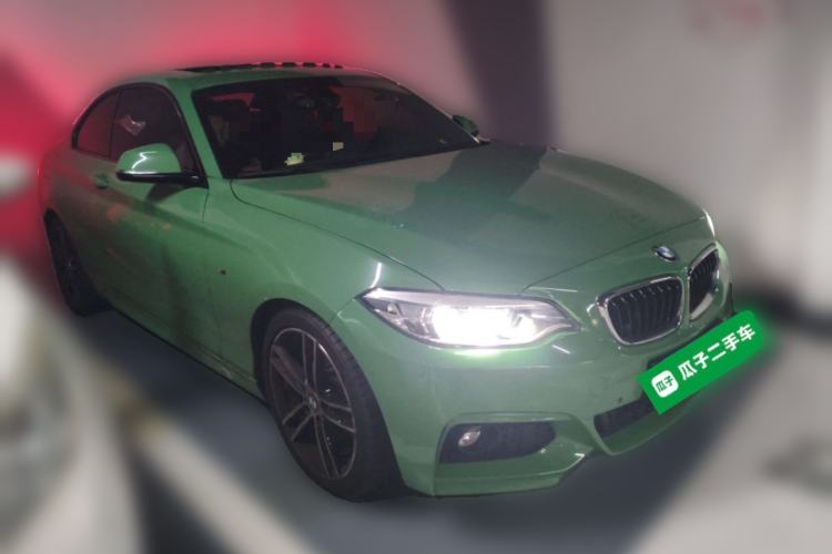 Used BMW 2 Series 2018 225i Luxury Model with M Sport Package Front Right 45 Deg