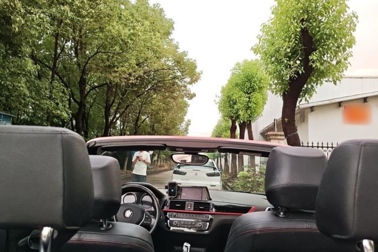 Used BMW 2 Series 2018 220i Convertible Coupe Sports Design Package Headliner