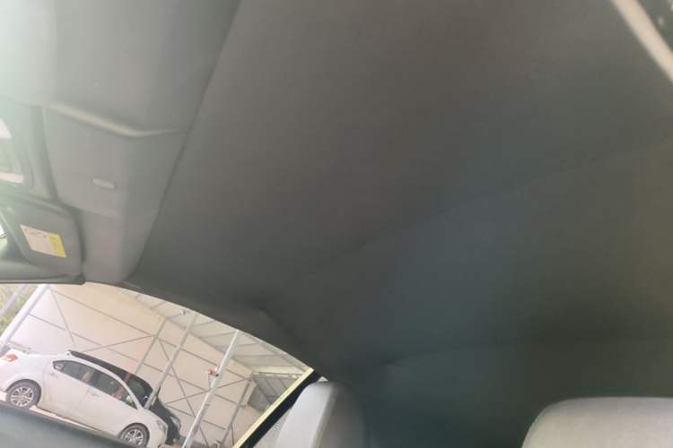 Used BMW 2 Series 2018 220i Convertible Coupe Sports Design Package Headliner