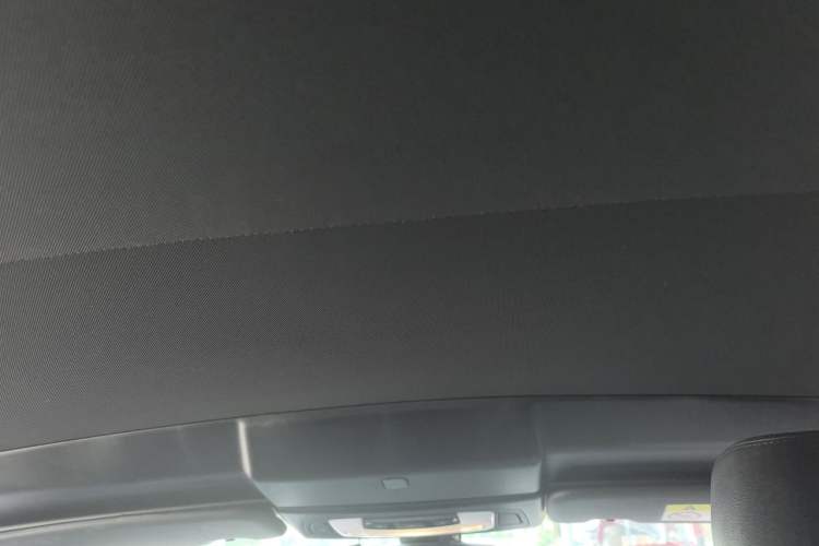 Used BMW 2 Series 2018 220i Convertible Coupe Sports Design Package Headliner
