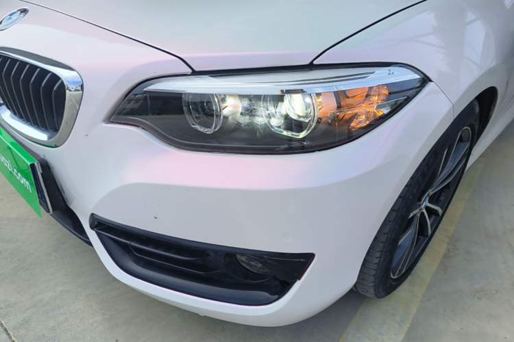 Used BMW 2 Series 2018 220i Convertible Coupe Sports Design Package Left Front Headlight