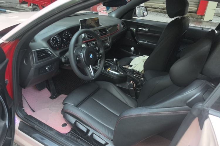 Used BMW 2 Series 2018 220i Convertible Coupe Sports Design Package Left Front Seat