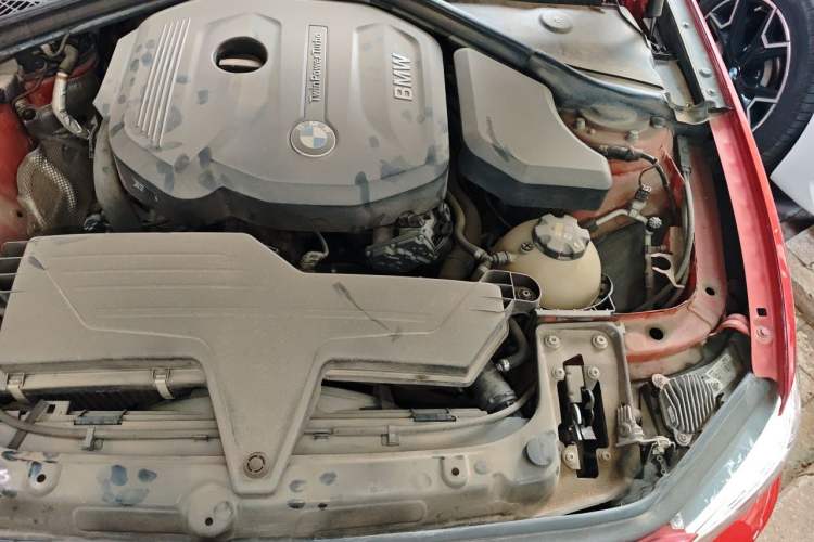 Used BMW 2 Series 2018 220i Sport Design Package Engine Bay Left