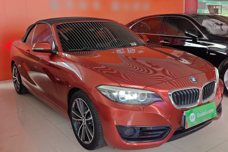 Used BMW 2 Series 2018 220i Convertible Coupe Sports Design Package Exterior 1