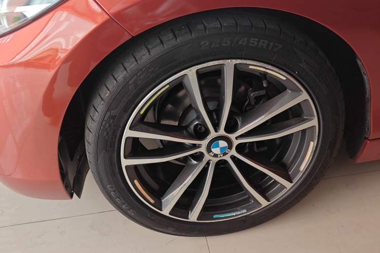 Used BMW 2 Series 2018 220i Convertible Coupe Sports Design Package Exterior 4
