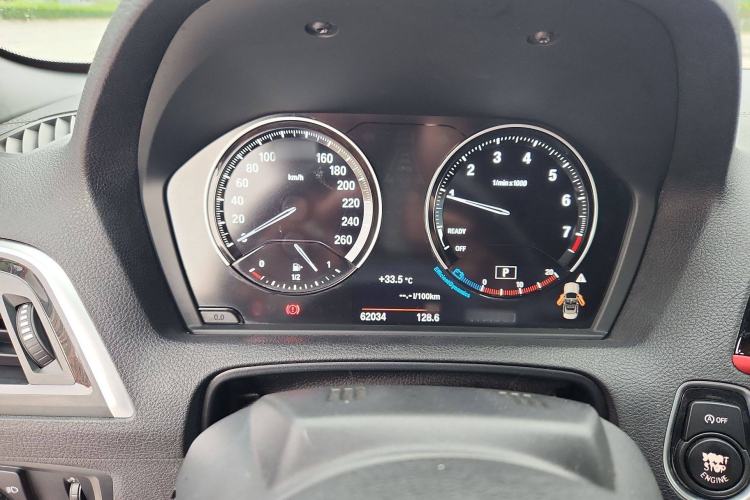 Used BMW 2 Series 2018 220i Convertible Coupe Sports Design Package Instrument Cluster