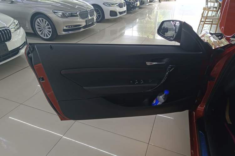Used BMW 2 Series 2018 220i Convertible Coupe Sports Design Package Left Front Door Interior