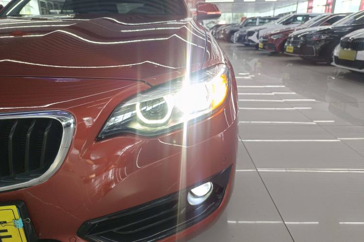 Used BMW 2 Series 2018 220i Convertible Coupe Sports Design Package Left Front Headlight