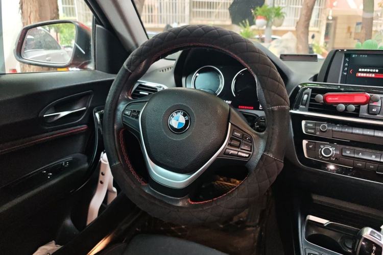 Used BMW 2 Series 2018 220i Sport Design Package Steering Wheel