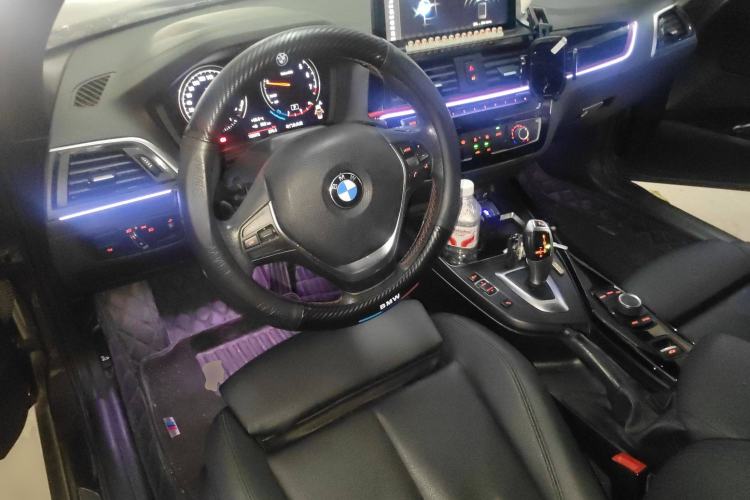 Used BMW 2 Series 2018 220i Convertible Coupe Sports Design Package Center Console