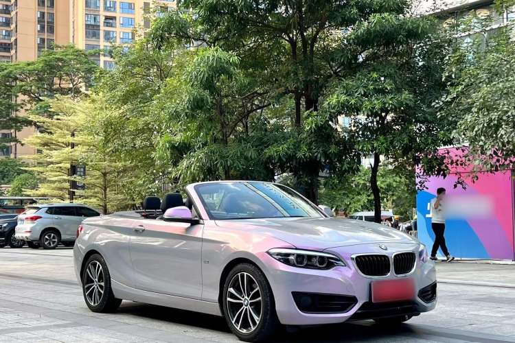 Used BMW 2 Series 2018 220i Convertible Coupe Sports Design Package Exterior 2