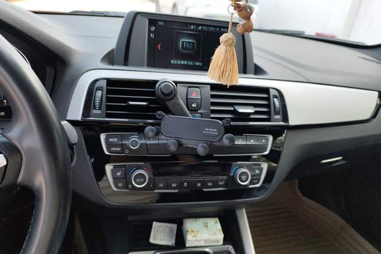 Used BMW 2 Series 2018 225i M Sport Audio And AC Panel