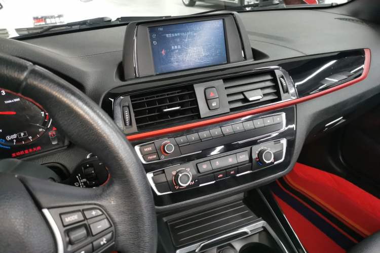 Used BMW 2 Series 2018 220i Convertible Coupe Sports Design Package Audio And AC Panel