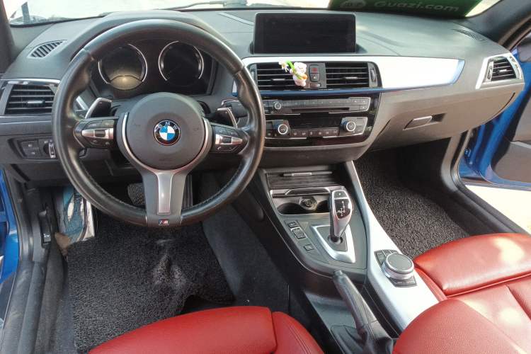 Used BMW 2 Series 2018 225i Luxury Model with M Sport Package Center Console