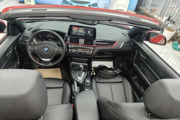 Used BMW 2 Series 2018 220i Convertible Coupe Sports Design Package Center Console