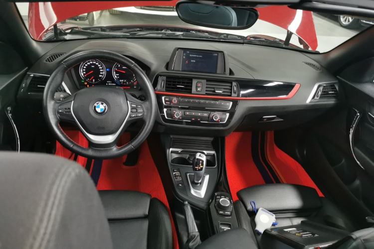 Used BMW 2 Series 2018 220i Convertible Coupe Sports Design Package Center Console