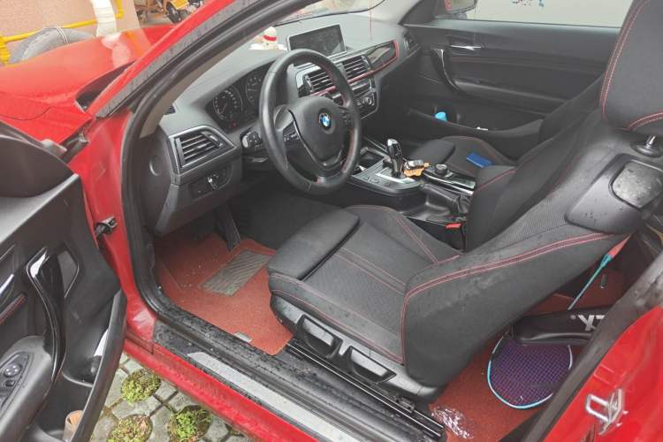 Used BMW 2 Series 2018 220i Sport Design Package Driver Seat