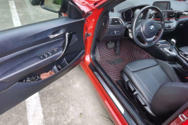 Used BMW 2 Series 2018 220i Convertible Coupe Sports Design Package Driver Seat