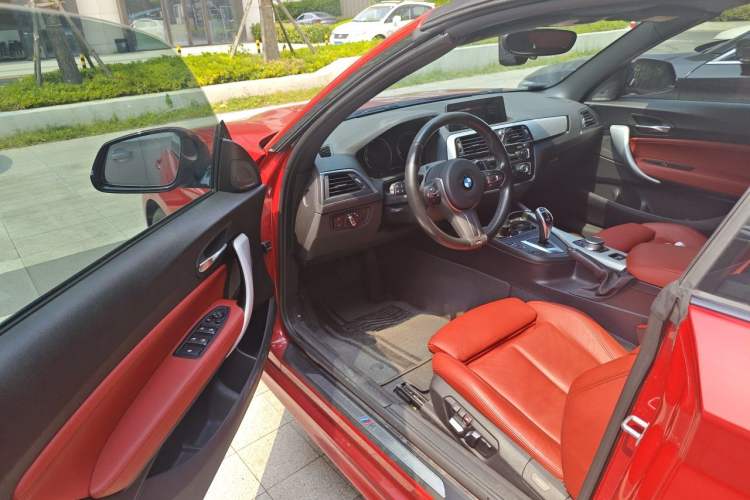 Used BMW 2 Series 2018 225i Convertible Coupe Luxury Model M Sport Package Driver Seat