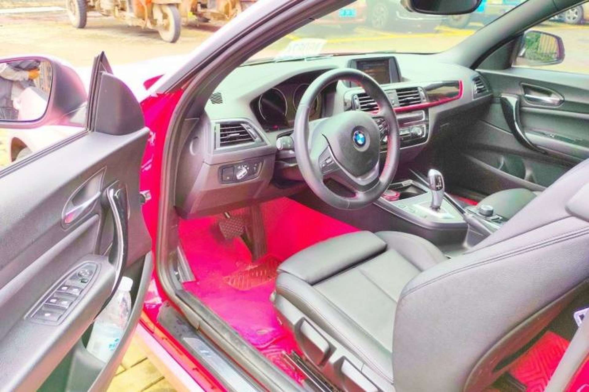 Used BMW 2 Series 2018 220i Convertible Coupe Sports Design Package Driver Seat