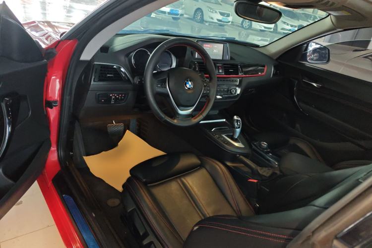 Used BMW 2 Series 2018 220i Sport Design Package Driver Seat