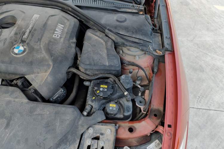 Used BMW 2 Series 2018 225i M Sport Engine Bay Left