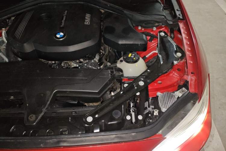 Used BMW 2 Series 2018 220i Convertible Coupe Sports Design Package Engine Bay Left