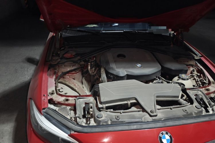 Used BMW 2 Series 2018 220i Sport Design Package Engine Bay Right