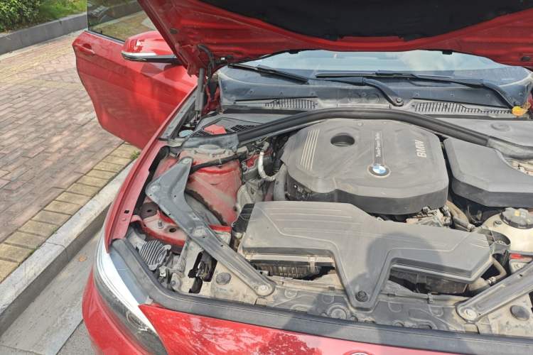 Used BMW 2 Series 2018 220i Convertible Coupe Sports Design Package Engine Bay Right