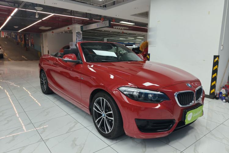 Used BMW 2 Series 2018 220i Convertible Coupe Sports Design Package Exterior 1