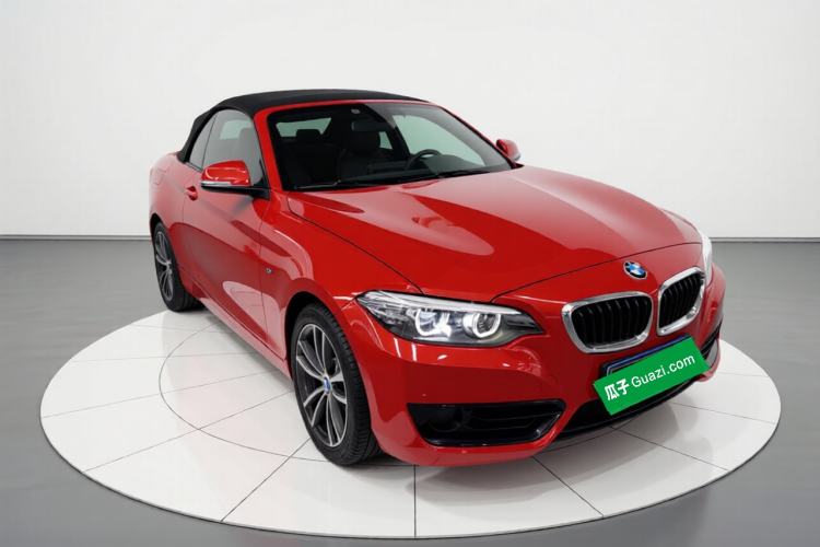 Used BMW 2 Series 2018 220i Convertible Coupe Sports Design Package Exterior 1