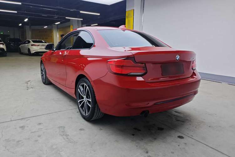 Used BMW 2 Series 2018 220i Sport Design Package Exterior 3