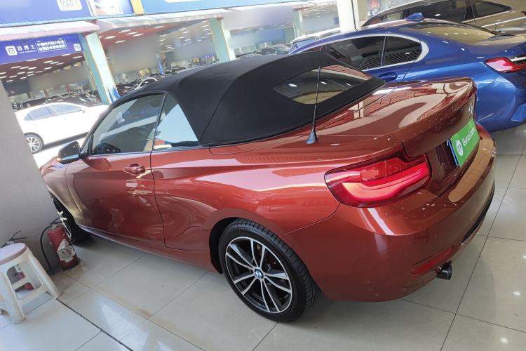 Used BMW 2 Series 2018 220i Convertible Coupe Sports Design Package Exterior 3