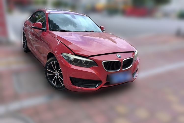 Used BMW 2 Series 2018 220i Sport Design Package Front Right 45 Deg