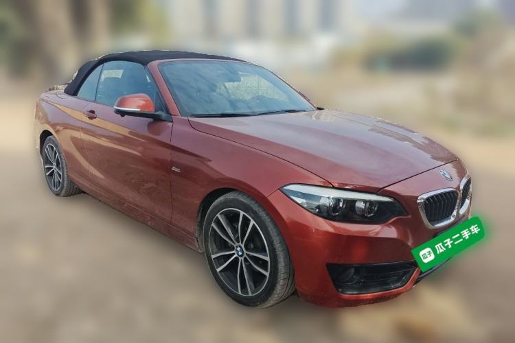 Used BMW 2 Series 2018 220i Convertible Coupe Sports Design Package Front Right 45 Deg